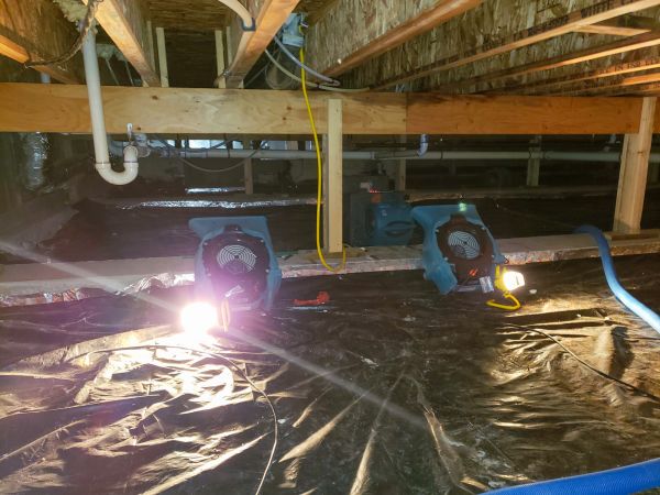 Crawlspace Water Removal in San Diego